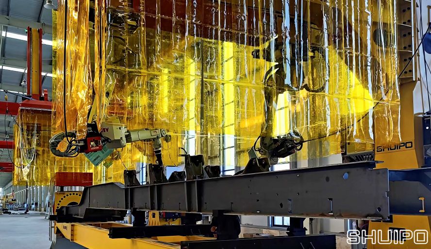 整體車(chē)架焊接機(jī)器人 整體車(chē)架焊接機(jī)器人